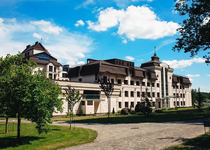 Готель Ірис by Derenivska Kupil  Нижнє Солотвино